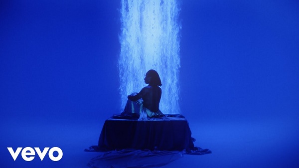 [Video] Asa – “The Beginning”