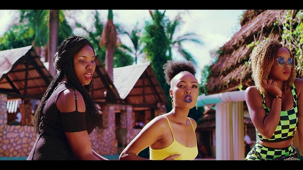 [Video] John Blaq – “Do Dat”
