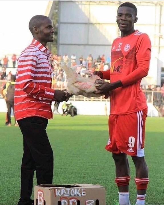 ‘Man Of The Match’ Wins Live Chicken In Malawi (Photo)