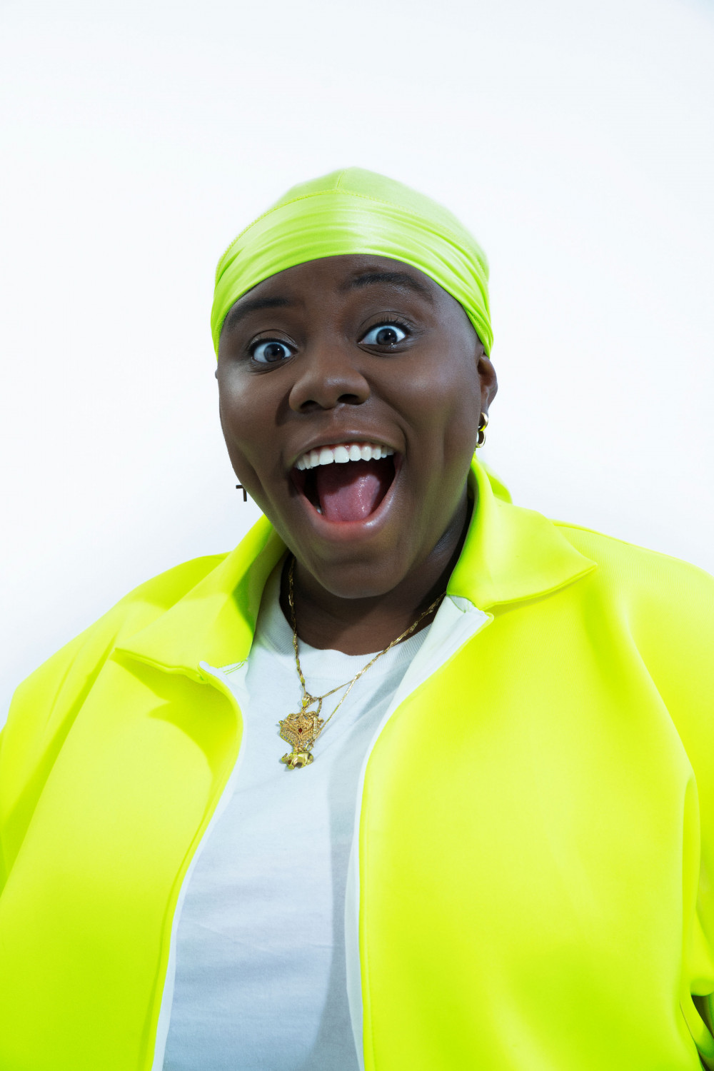 ‘I want to start Ashawo business’ – Wizkid tells Teni