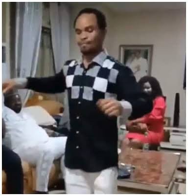 Prophet Chukwuemeka Ohanaemere spotted dancing ‘zanku’ to Olamide’s Pawon