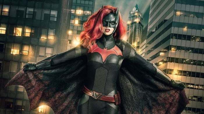 Batwoman Season 1 Episode 2 – The Rabbit Hole [S01E02]
