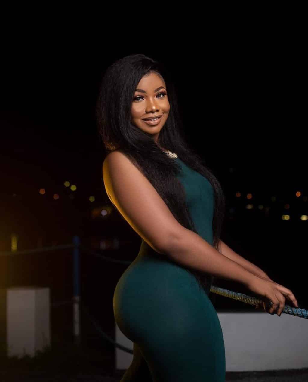 Hilarious video of #BBNaija Tacha dancing to Naira Marley’s ‘soapy’ song