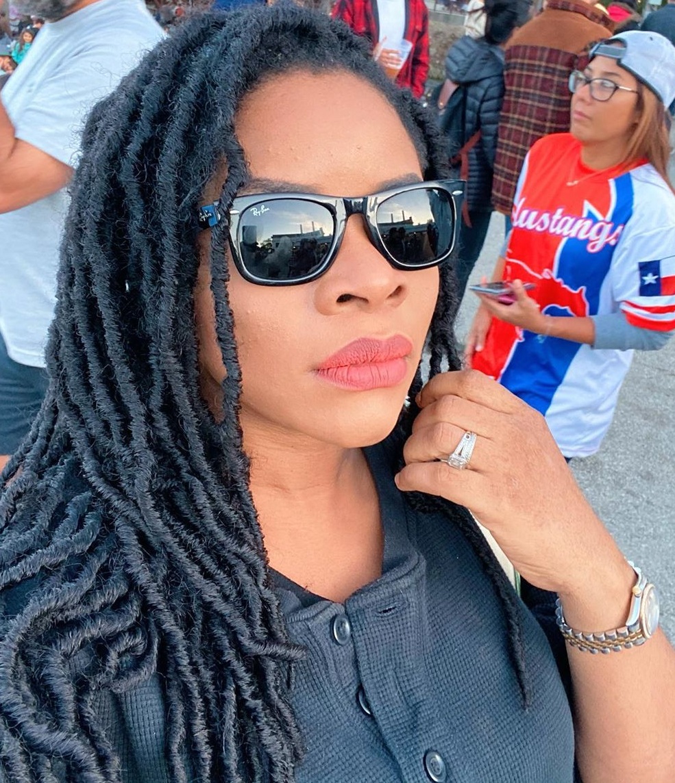 Laura Ikeji talks about skin bleaching.