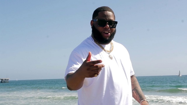 [Video] D-Black – “Sometimes”