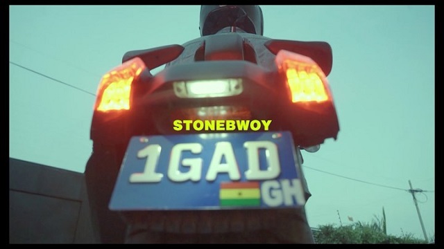 [Video] Stonebwoy – “Blaze Dem” (Freestyle)