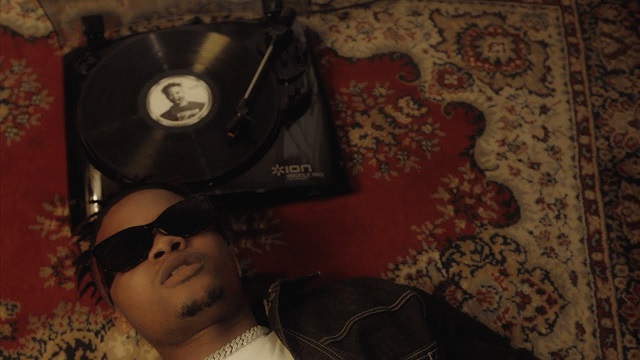 [Video] Crayon – “In Sync”
