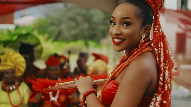 [Video] Chike – “Roju”