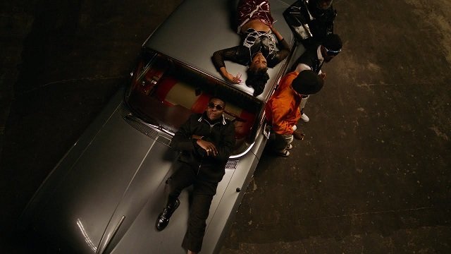 [Video] Reekado Banks – “Ozumba Mbadiwe”